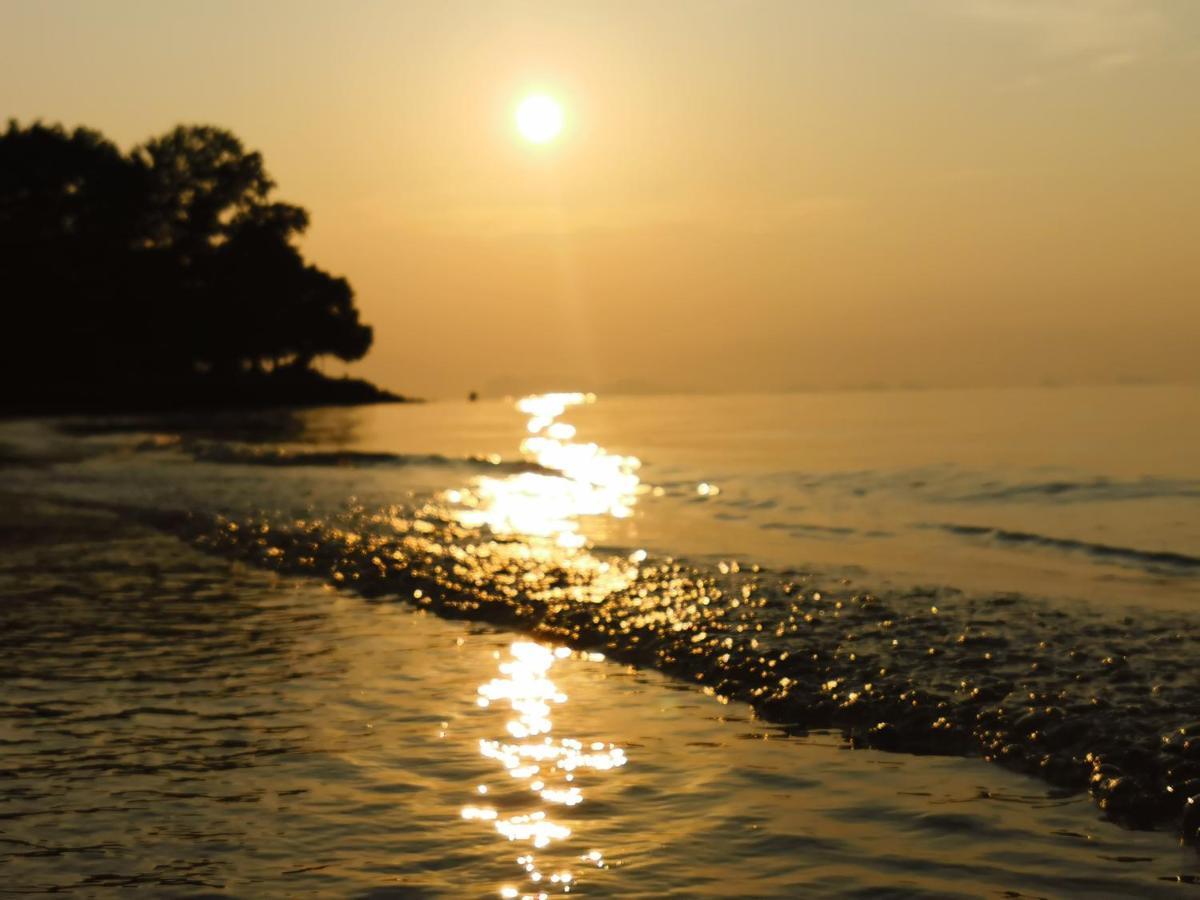 Coco Sunset Beach Ban Bang Po Eksteriør bilde